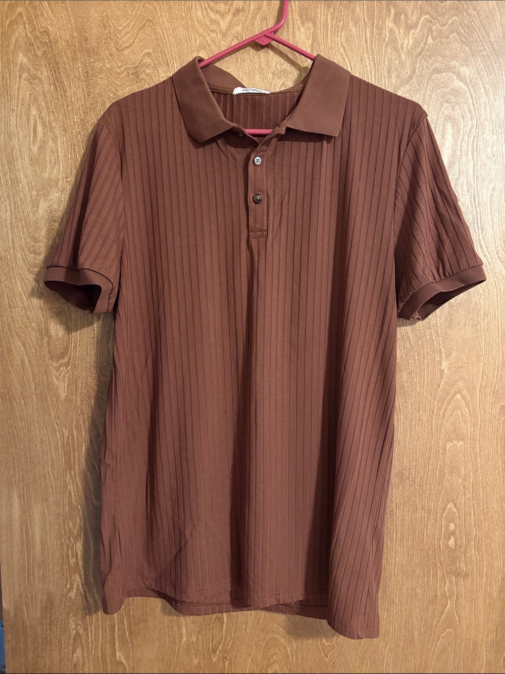 Ribbed Short-Sleeve Polo in Brown